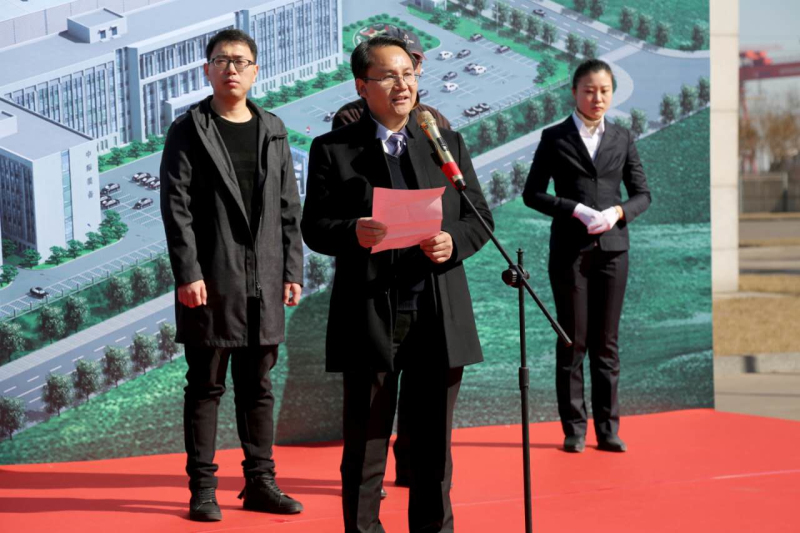6-十一科技科技副院長(zhǎng)、十一能投總經(jīng)理余才志發(fā)表講話.jpg